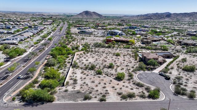 9071 S KRISTA Drive E 1, Goodyear, AZ 85338