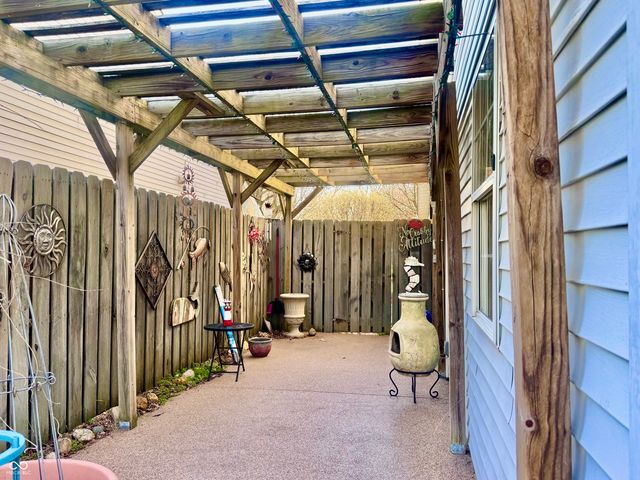 489 Fleetwood Lane, Franklin, IN 46131