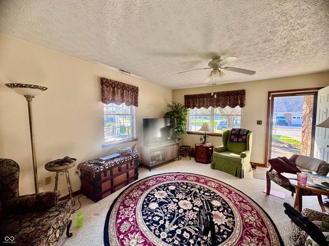 489 Fleetwood Lane, Franklin, IN 46131