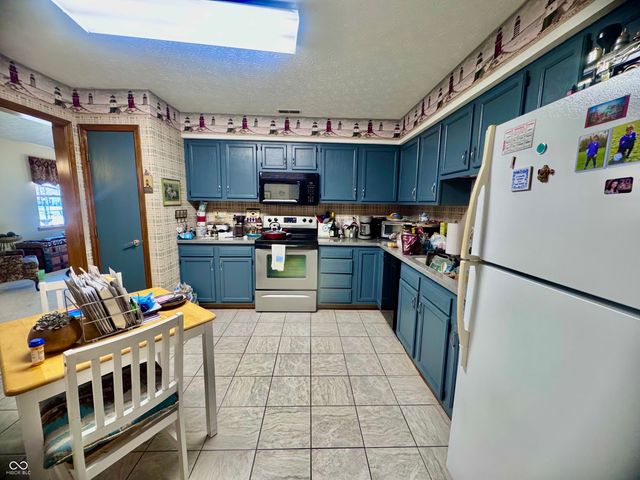 489 Fleetwood Lane, Franklin, IN 46131