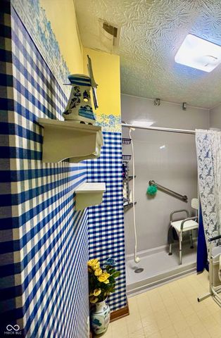 489 Fleetwood Lane, Franklin, IN 46131