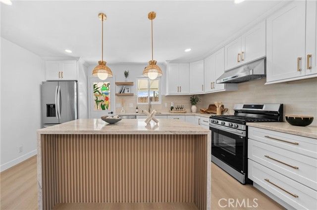 1120 Sesmas, Monrovia, CA 91016