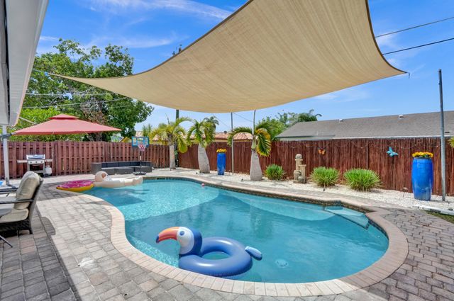 10501 NW 20th Court, Sunrise, FL 33322