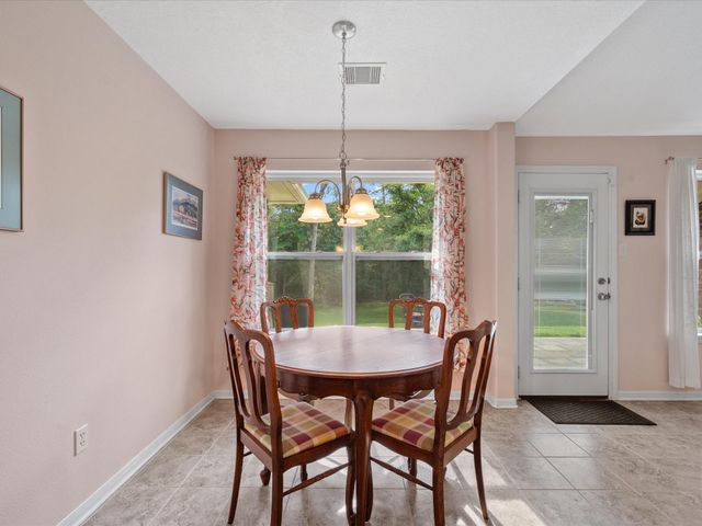 605 Pelican Street, Magnolia, TX 77355