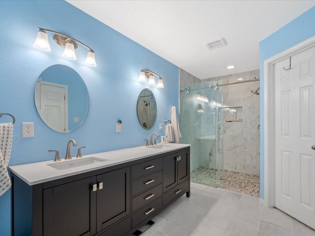 605 Pelican Street, Magnolia, TX 77355