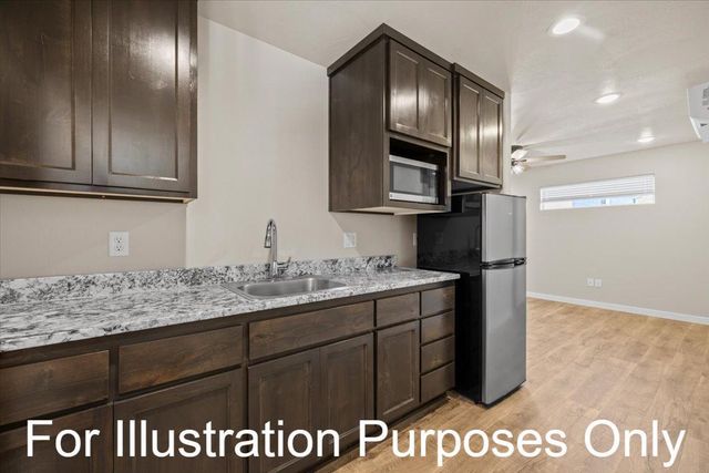 7871 Houston Loop, White City, OR 97503