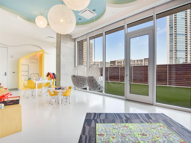 301 West Ave 4002, Austin, TX 78701