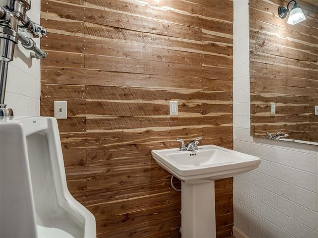 18835 Ferdondo Drive, Earlsboro, OK 74840