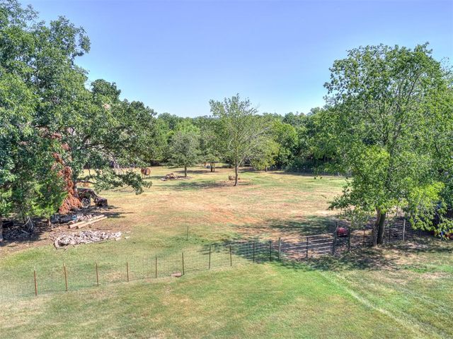 18835 Ferdondo Drive, Earlsboro, OK 74840