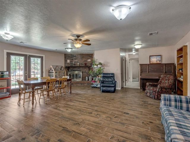 18835 Ferdondo Drive, Earlsboro, OK 74840