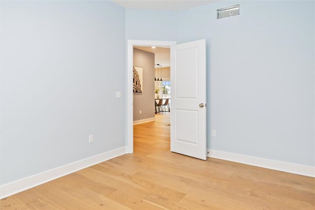 30 Legends Way, Greece, NY 14612