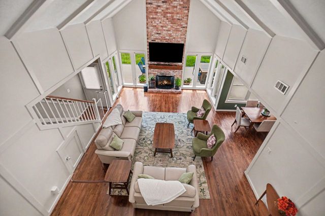 11119 Holly Springs Drive, Houston, TX 77042