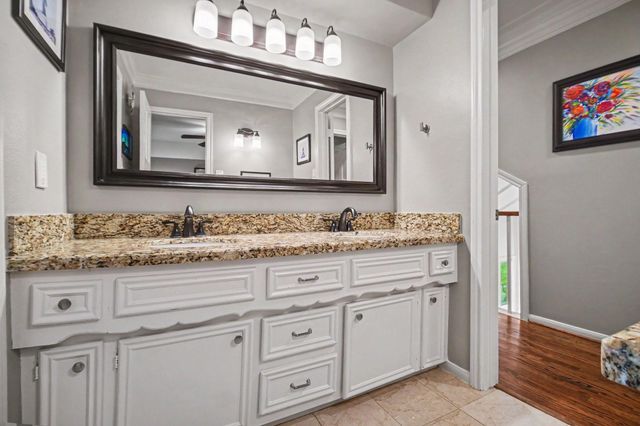 11119 Holly Springs Drive, Houston, TX 77042