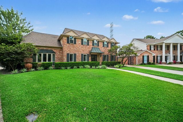 11119 Holly Springs Drive, Houston, TX 77042