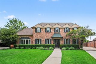 11119 Holly Springs Drive, Houston, TX 77042