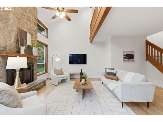 14300 Sw HAZEL HILL Dr, Tigard, OR 97224