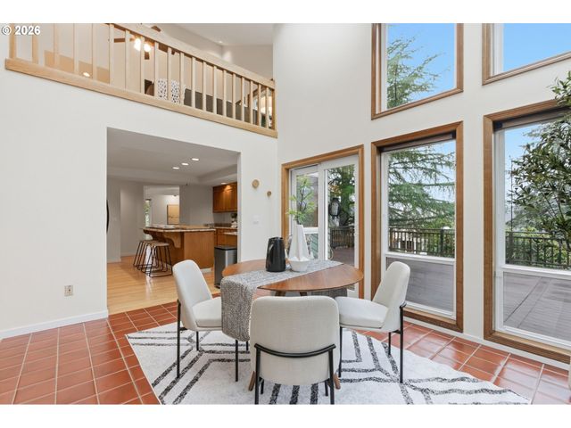 14300 Sw HAZEL HILL Dr, Tigard, OR 97224