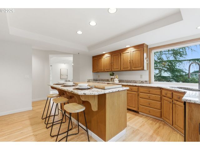 14300 Sw HAZEL HILL Dr, Tigard, OR 97224