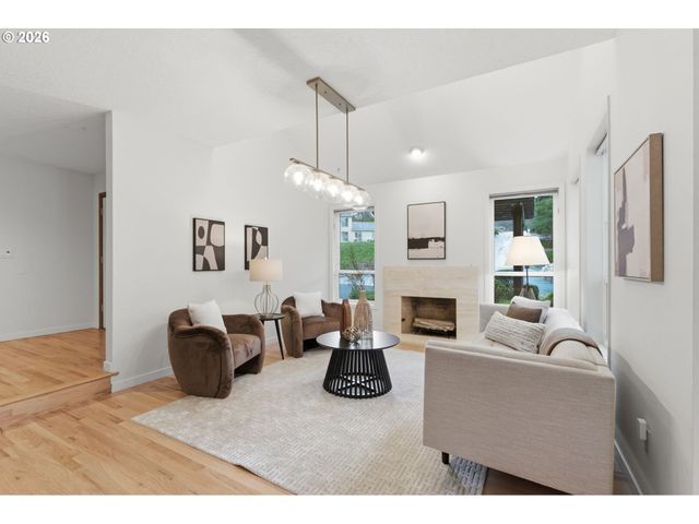 14300 Sw HAZEL HILL Dr, Tigard, OR 97224