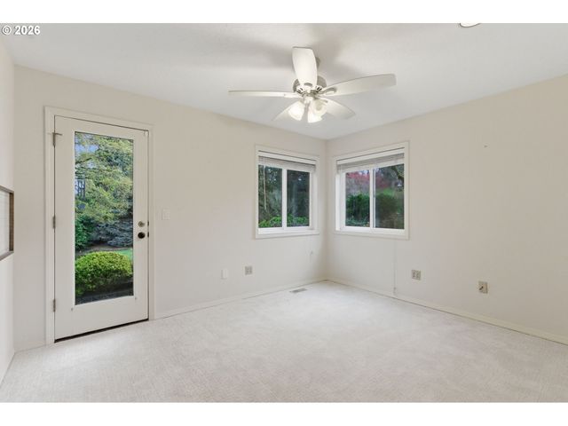 14300 Sw HAZEL HILL Dr, Tigard, OR 97224