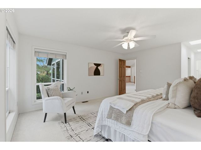 14300 Sw HAZEL HILL Dr, Tigard, OR 97224