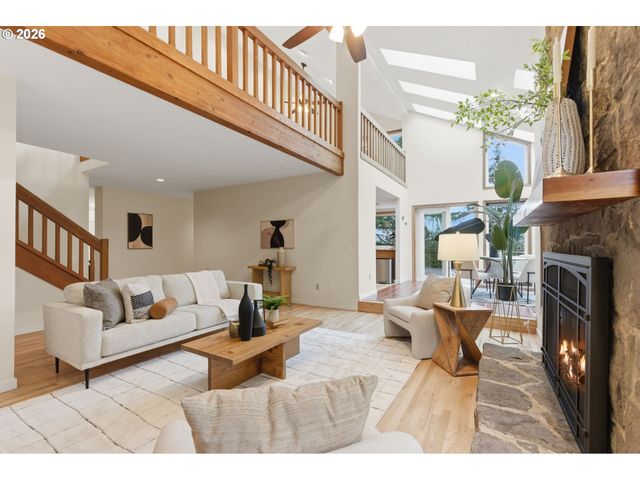 14300 Sw HAZEL HILL Dr, Tigard, OR 97224