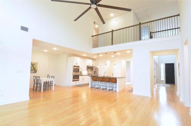 187 Tierra TRL, Dripping Springs, TX 78620