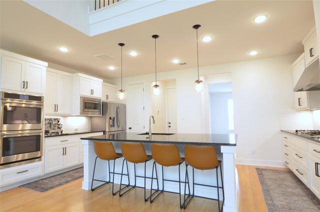187 Tierra TRL, Dripping Springs, TX 78620