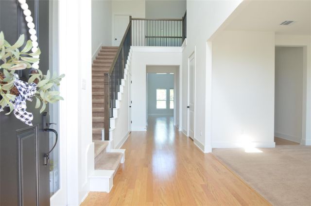 187 Tierra TRL, Dripping Springs, TX 78620