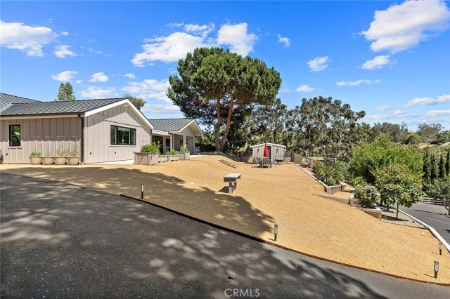 24852 Buckboard Lane, Laguna Hills, CA 92653