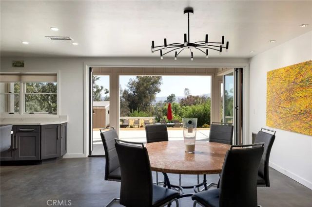 24852 Buckboard Lane, Laguna Hills, CA 92653