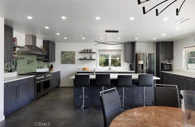 24852 Buckboard Lane, Laguna Hills, CA 92653