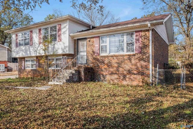 3020 Teton Circle NW, Huntsville, AL 35810