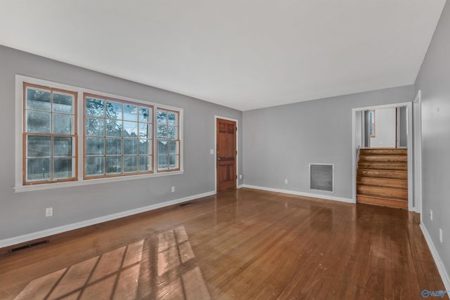 3020 Teton Circle NW, Huntsville, AL 35810