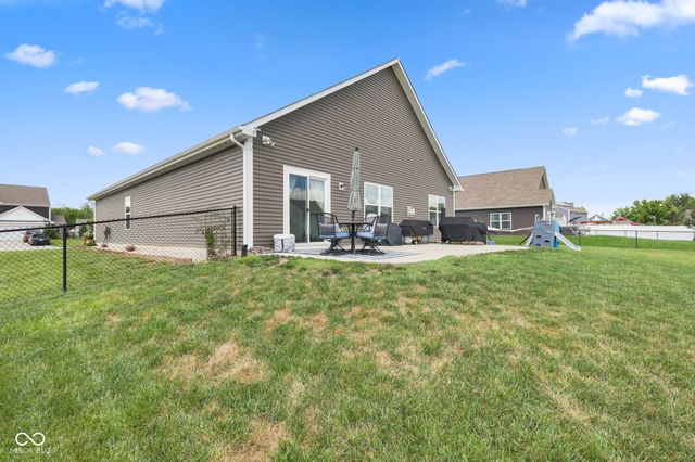 89 Larimar Way, Whiteland, IN 46184