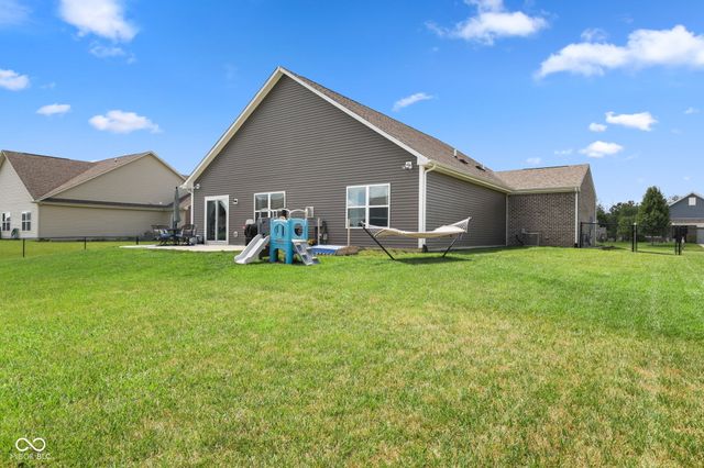 89 Larimar Way, Whiteland, IN 46184
