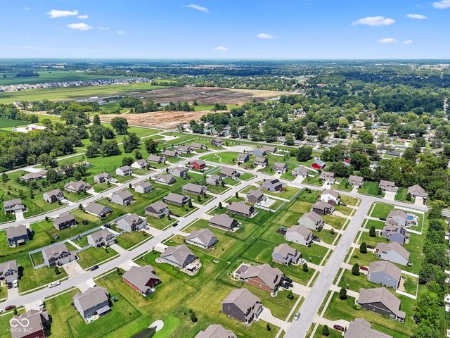 89 Larimar Way, Whiteland, IN 46184