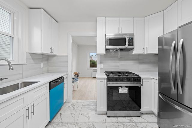 2 Fordham Place, Hempstead, NY 11550