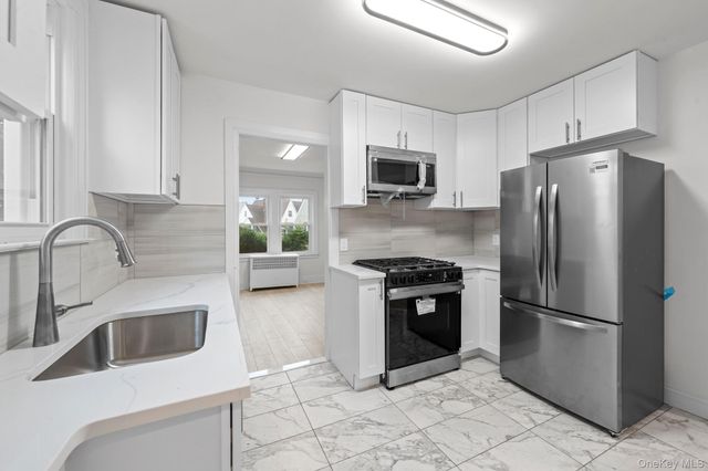 2 Fordham Place, Hempstead, NY 11550