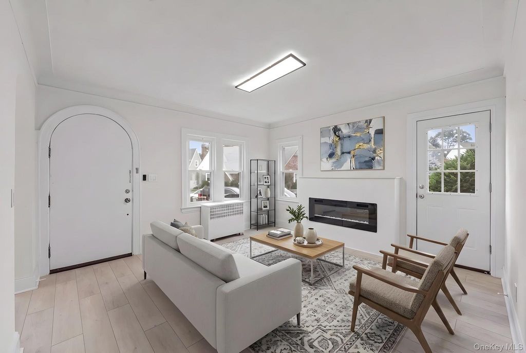 2 Fordham Place, Hempstead, NY 11550