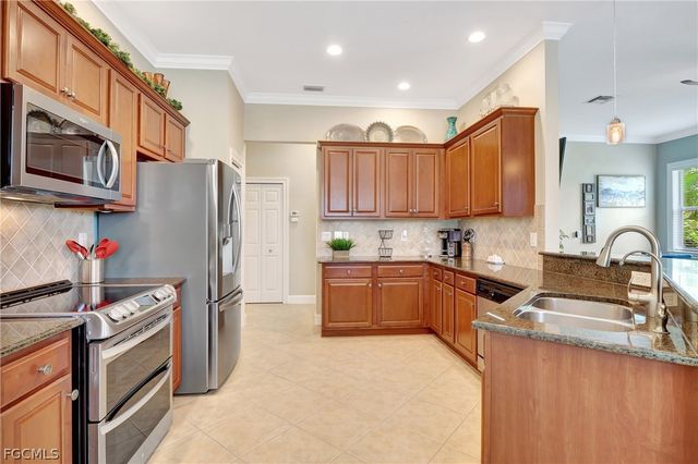 11230 Suffield ST, Fort Myers, FL 33913