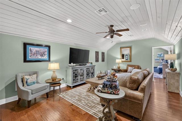 3000 ISOLA BELLA BOULEVARD, Mount Dora, FL 32757