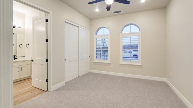 1644 N Blackwood Avenue, Clovis, CA 93619