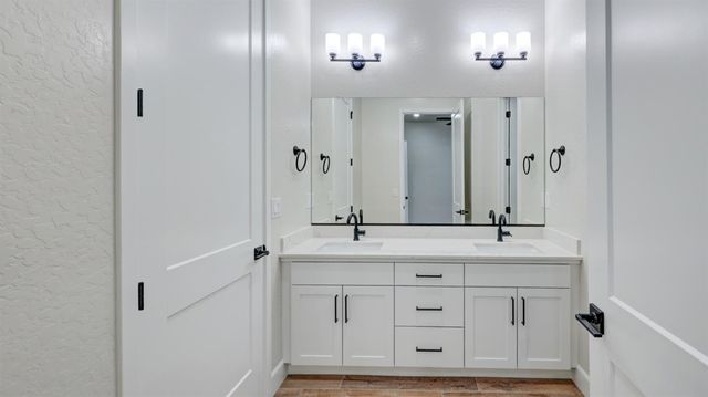 1644 N Blackwood Avenue, Clovis, CA 93619