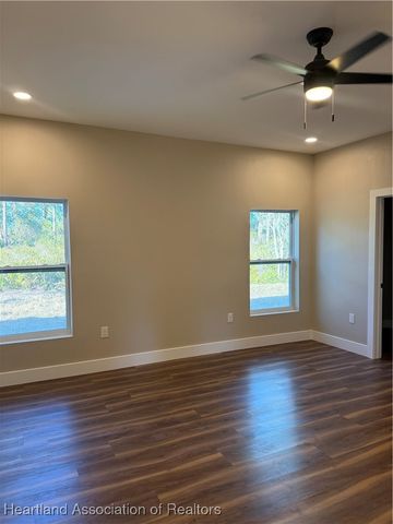 321 Roadrunner Avenue, Sebring, FL 33870