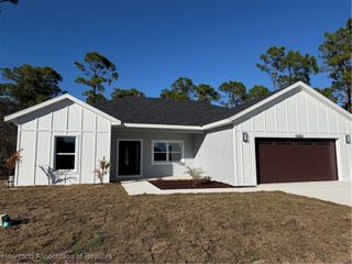 321 Roadrunner Avenue, Sebring, FL 33870