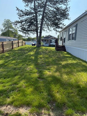 46 Boa Lane, Seabrook, NH 03874