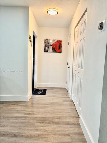 11893 SW 197th St, Miami, FL 33177