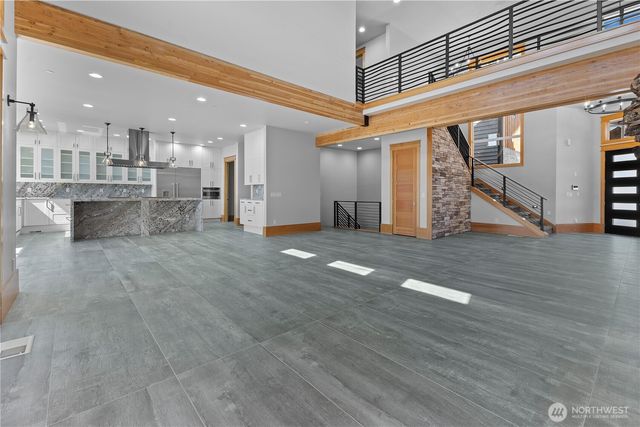 1024 184th Avenue Ct E, Lake Tapps, WA 98391