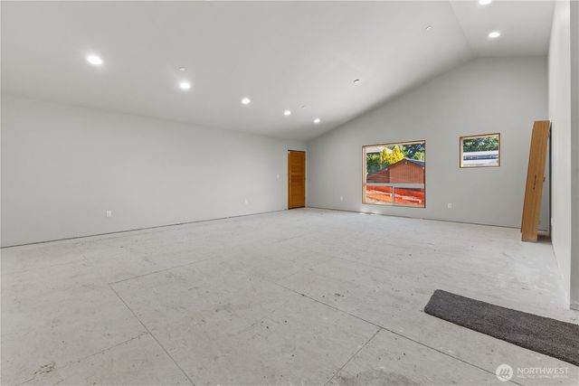 1024 184th Avenue Ct E, Lake Tapps, WA 98391